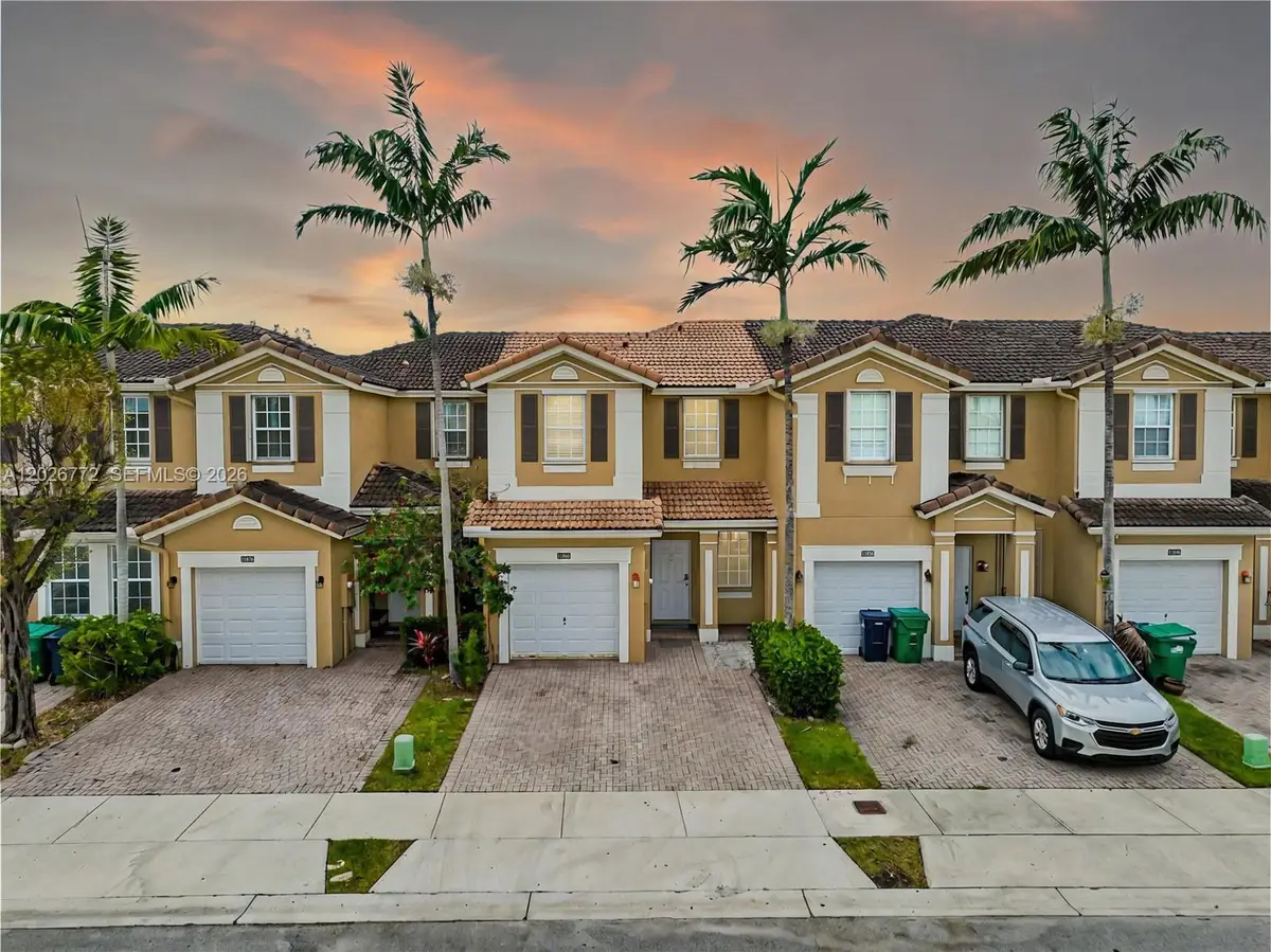 11866 SW 152nd Pl, Miami, FL 33196 - #1
