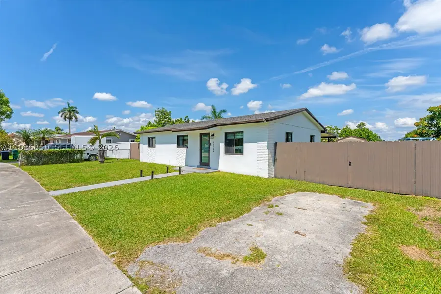 30624 SW 152nd Ct, Homestead, FL 33033 - #2
