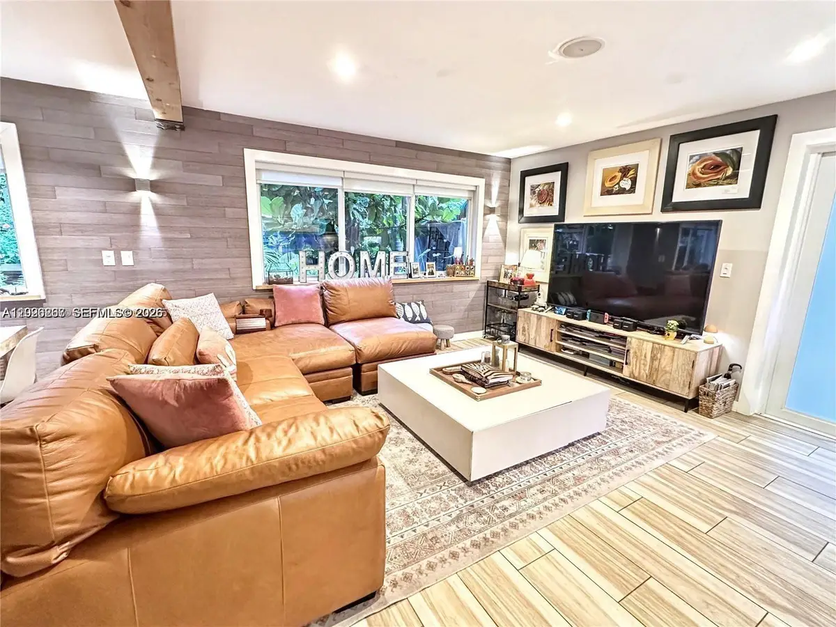 1115 Meridian Ave #Townhouse, Miami Beach, FL 33139 - #1