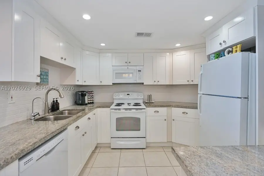 3725 S Ocean Dr #1216, Hollywood, FL 33019 - #2