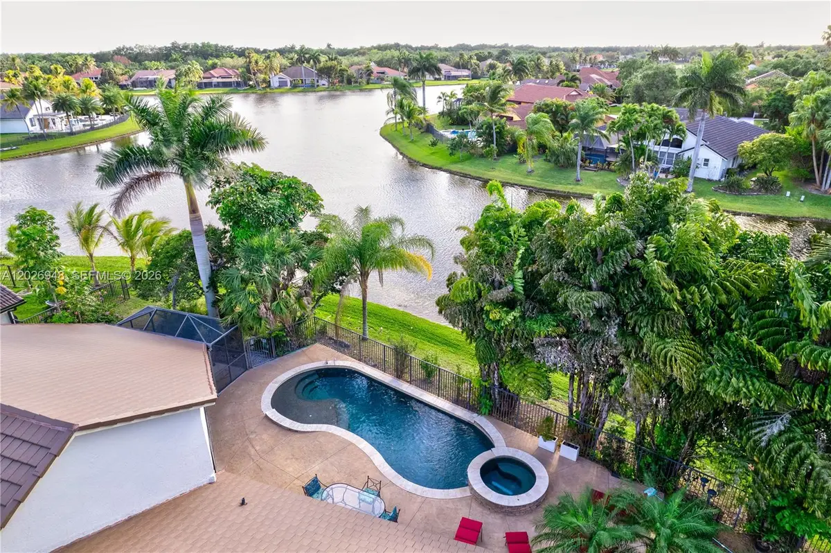 1087 Deerwood Ln, Weston, FL 33326 - #1