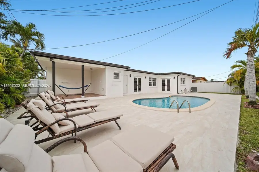 2761 SW 92nd Pl, Miami, FL 33165 - #2