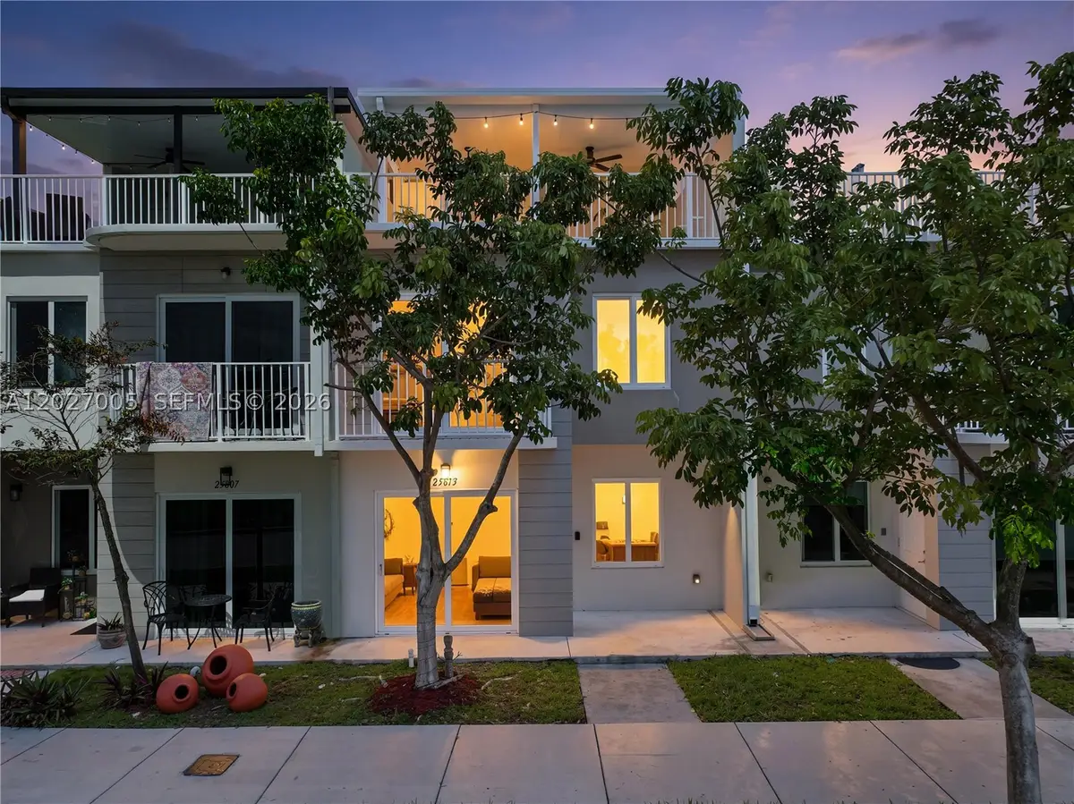 25813 SW 145th Ave, Homestead, FL 33032 - #1