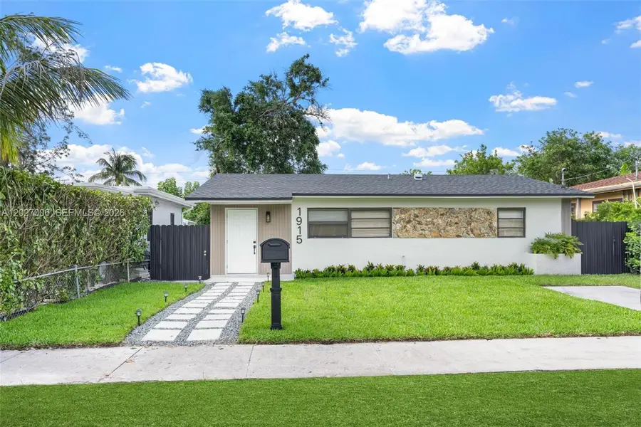 1915 NW 86th St, Miami, FL 33147 - #2