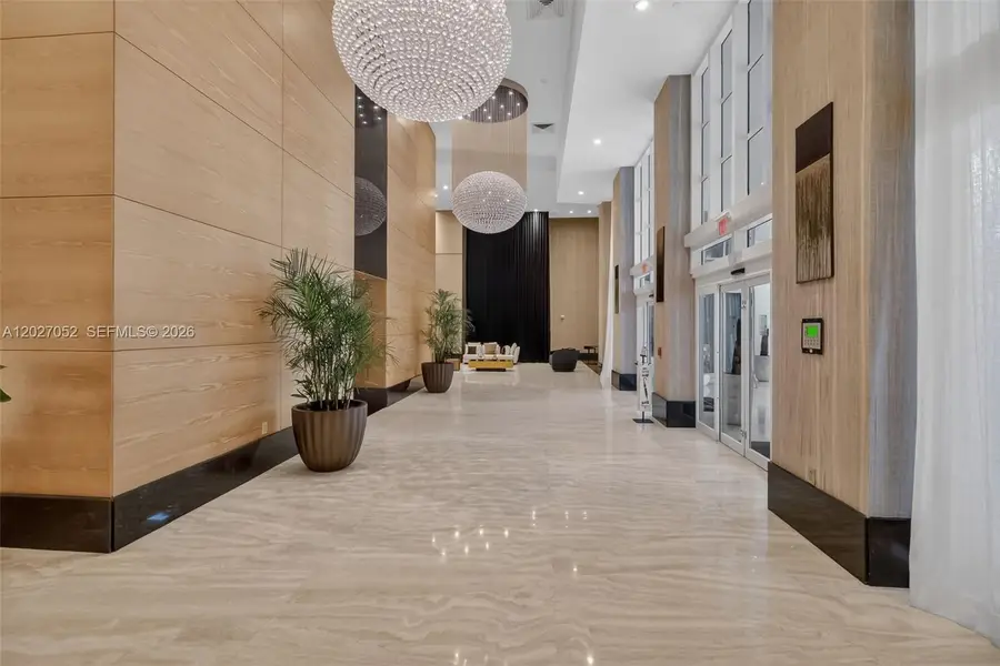 950 Brickell Bay Dr #4504, Miami, FL 33131 - #2