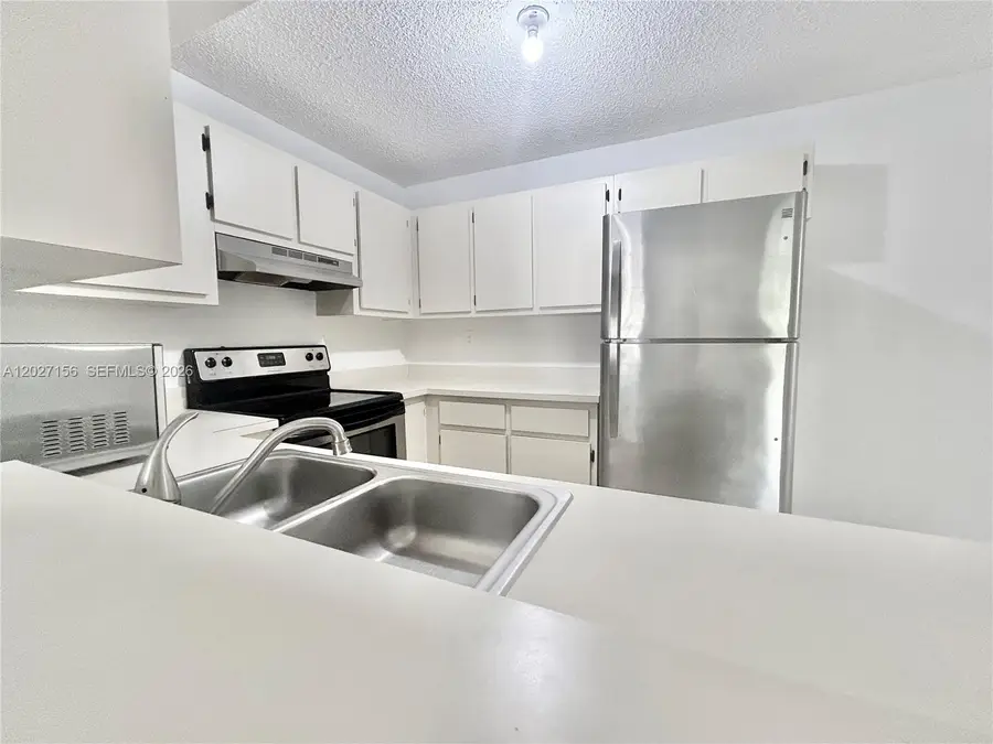 400 W Palm Cir W #201, Pembroke Pines, FL 33025 - #3