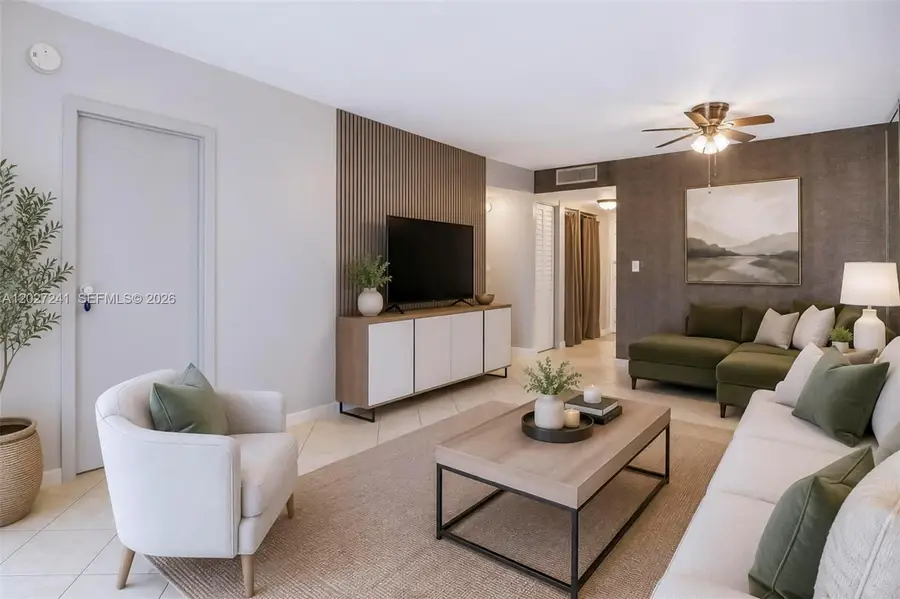 2831 Somerset Dr #311, Lauderdale Lakes, FL 33311 - #2