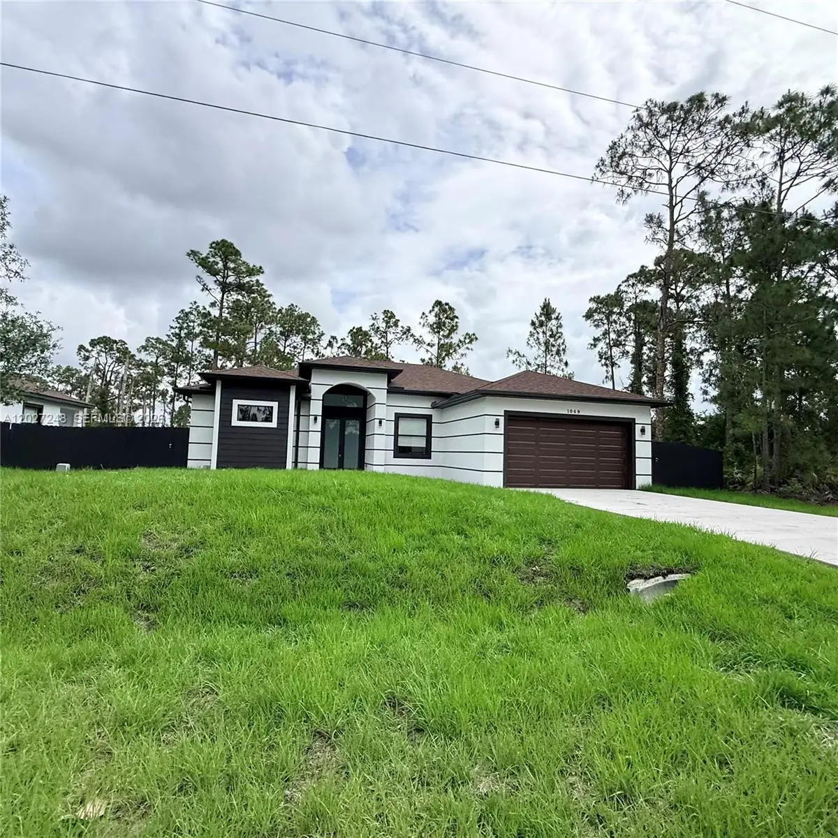 1047 E Merry St, Lehigh Acres, FL 33974 - #1