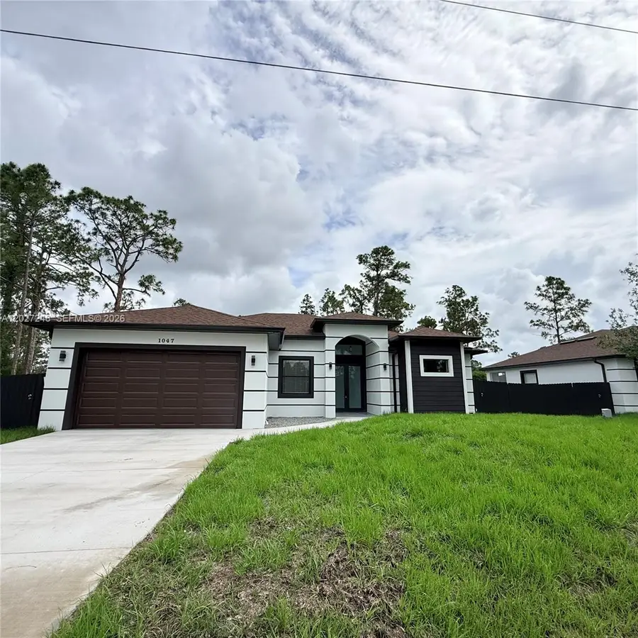 1047 E Merry St, Lehigh Acres, FL 33974 - #2