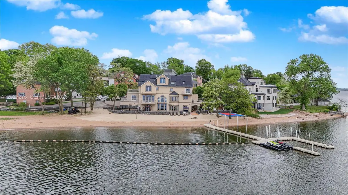 30 Aviva Ct, Staten Island, NY 10307 - #1