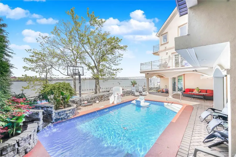 30 Aviva Ct, Staten Island, NY 10307 - #2