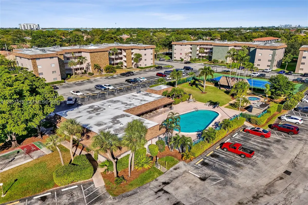 2441 SW 82nd Ave #205, Davie, FL 33324 - #1