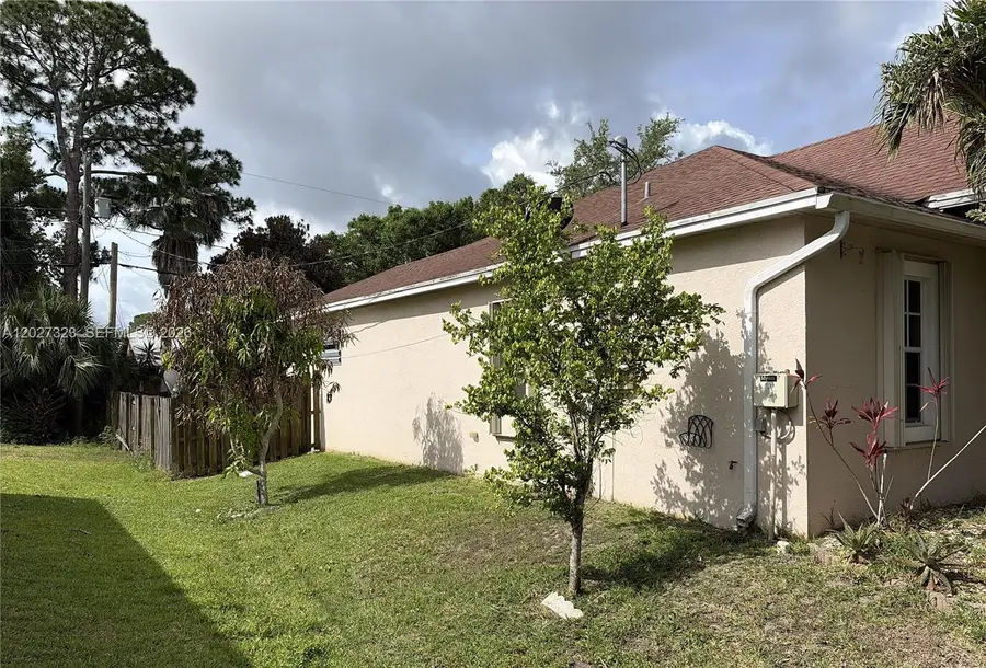 1420 NW Dimperio Ave, Port Saint Lucie, FL 34953 - #3