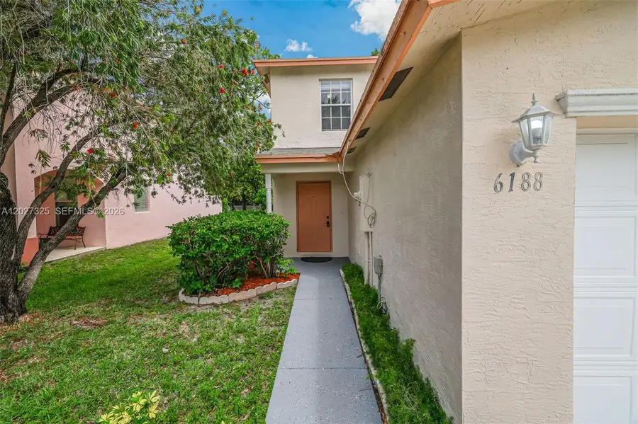 6188 Azalea Cir, West Palm Beach, FL 33415 - #2