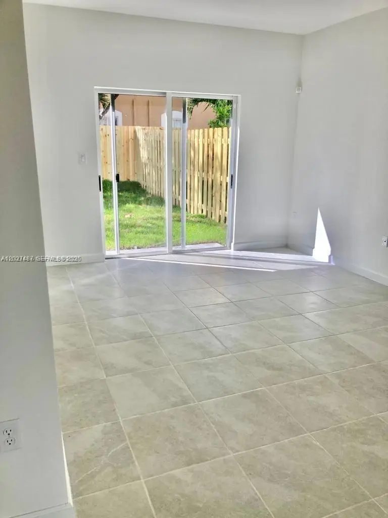 1070 SE 26th Ter, Homestead, FL 33035 - #3