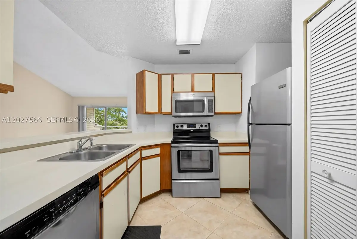 3405 NW 44th St #205, Oakland Park, FL 33309 - #1