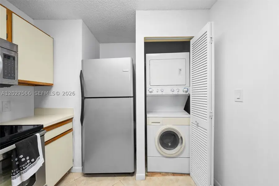 3405 NW 44th St #205, Oakland Park, FL 33309 - #2