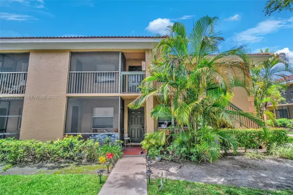 767 NW 104th Ave #203, Pembroke Pines, FL 33026