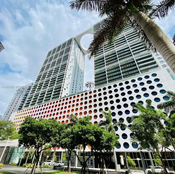 500 Brickell Ave #3910, Miami, FL 33131