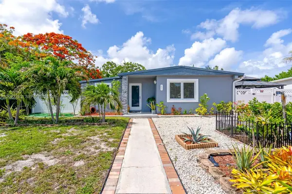 255 NE 41st Ct, Deerfield Beach, FL 33064