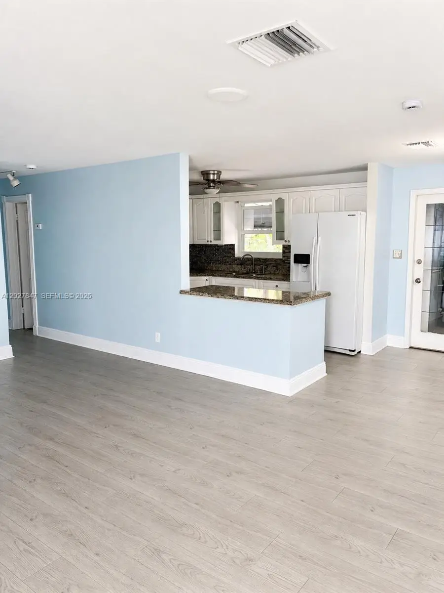 5651 NE 9th Ave, Oakland Park, FL 33334 - #3