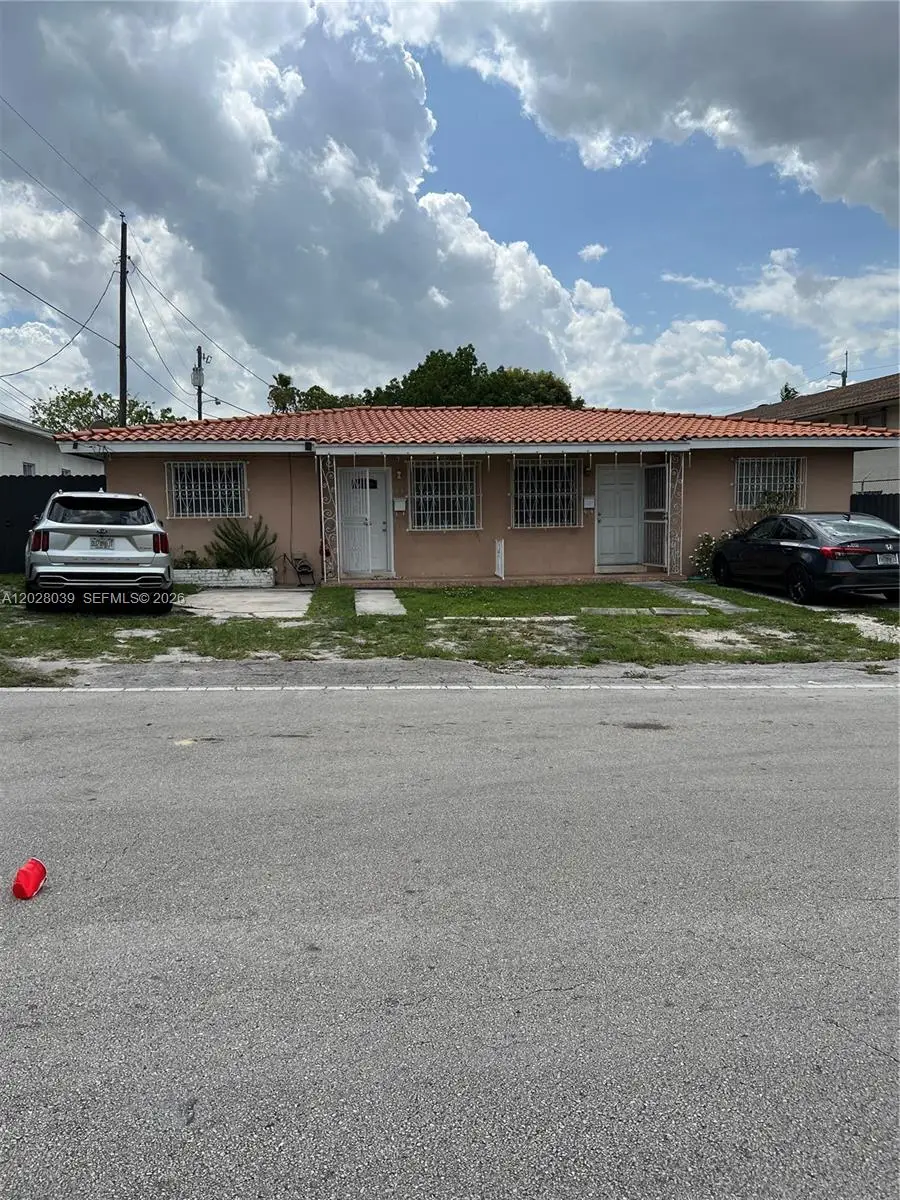 1040 NW 23rd Ct, Miami, FL 33125 - #3