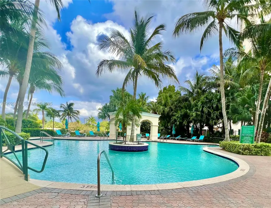 19501 W Country Club Dr #2313, Aventura, FL 33180 - #3