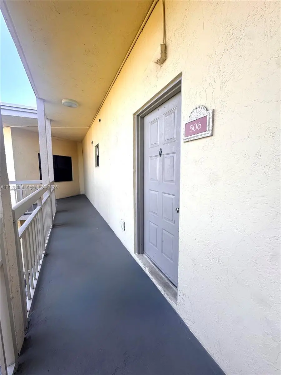 8290 Lake Dr #506, Doral, FL 33166 - #3