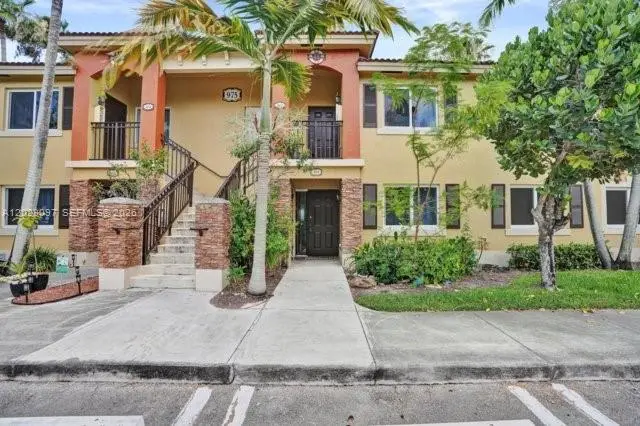 975 NE 34th Ave #103, Homestead, FL 33033 - #1