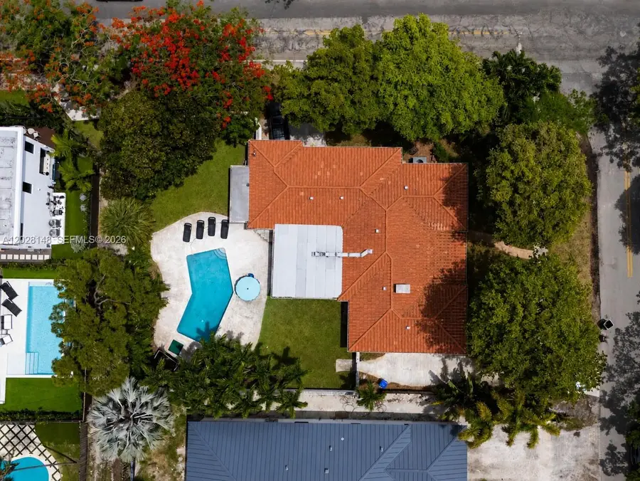 549 NE 12th Ave, Fort Lauderdale, FL 33301 - #2
