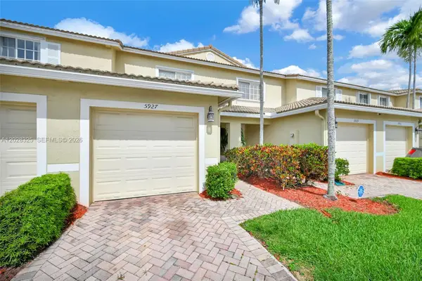 5927 Royal Way, Tamarac, FL 33321