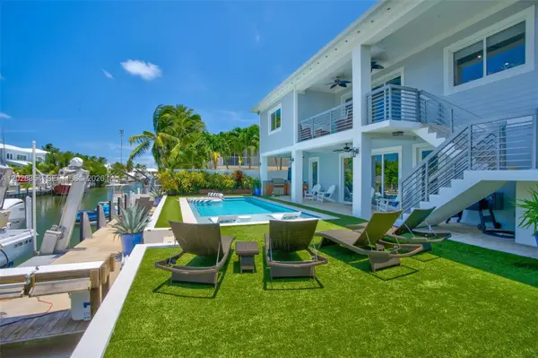 145 Venetian Drive, Islamorada, FL 33036