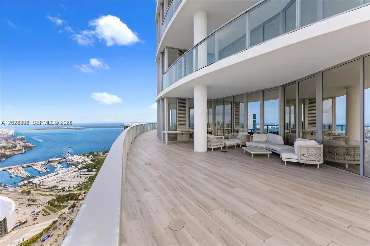 851 NE 1st Ave #5201, Miami, FL 33132 - #1