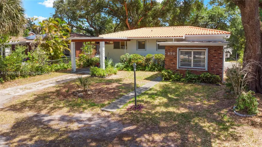 370 NE 165th St, Miami, FL 33162 - #2