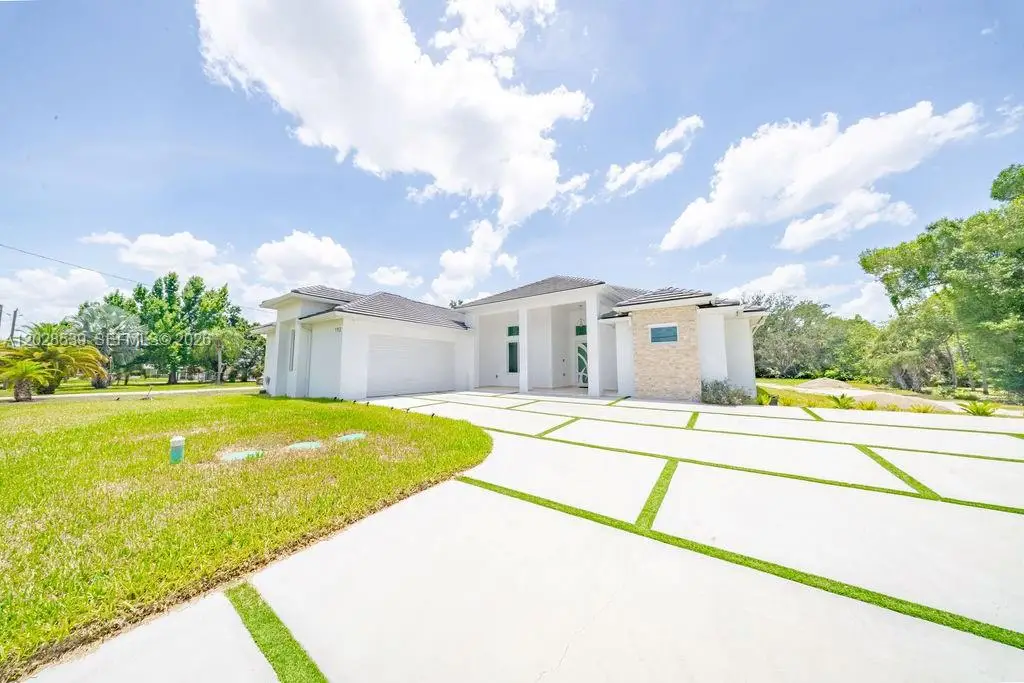 192 Herron Rd, North Fort Myers, FL 33903 - #1