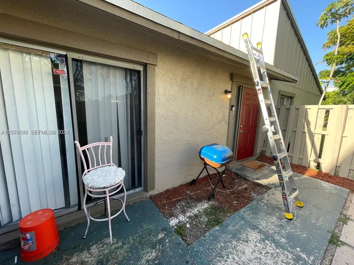 5813 NW 21st St #20-C, Lauderhill, FL 33313 - #1