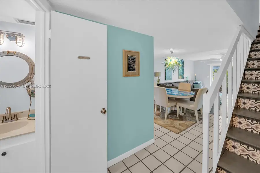 40 High Point Rd #402, Islamorada Village Of Islands, FL 33070 - #2
