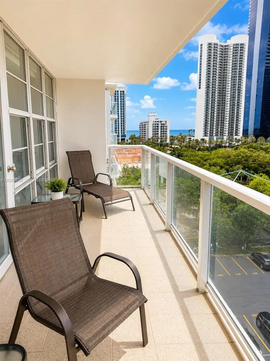 230 174th St #902, Sunny Isles Beach, FL 33160 - #2