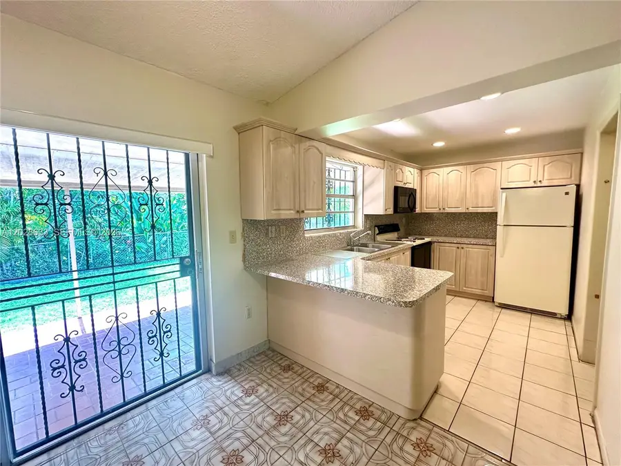 900 SW 104th Ave #2-5B, Miami, FL 33174 - #3