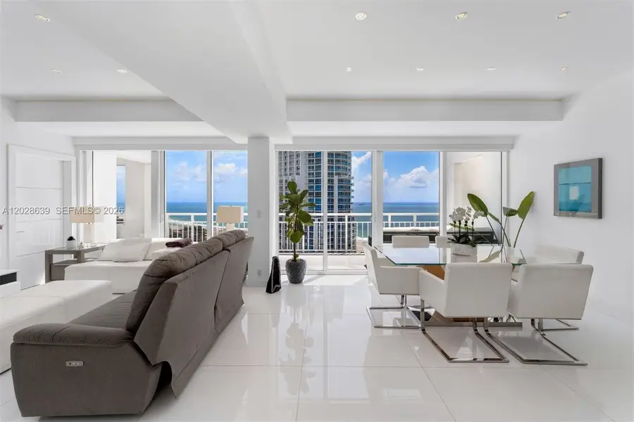 400 S Pointe Dr #PH2502, Miami Beach, FL 33139 - #3