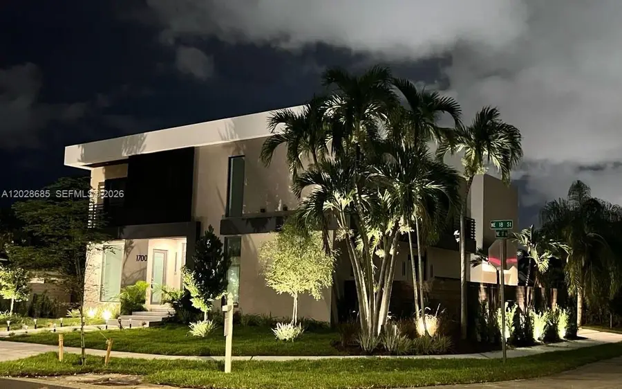 1700 NE 18th St, Fort Lauderdale, FL 33305 - #3