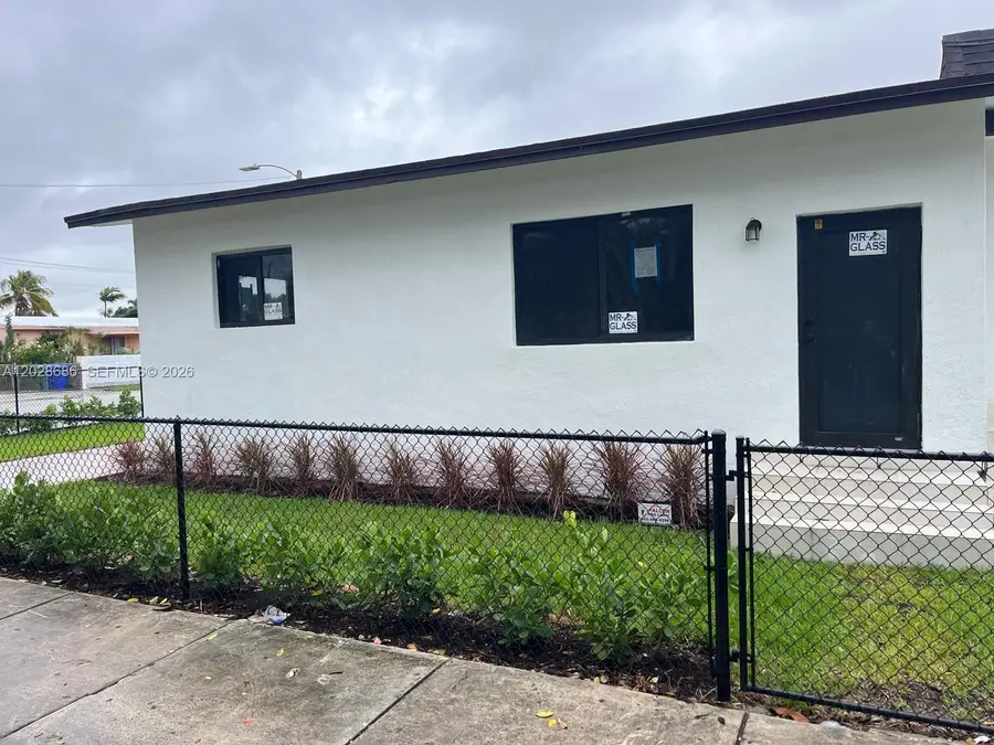 1800 NW 18th Ter, Miami, FL 33125 - #2