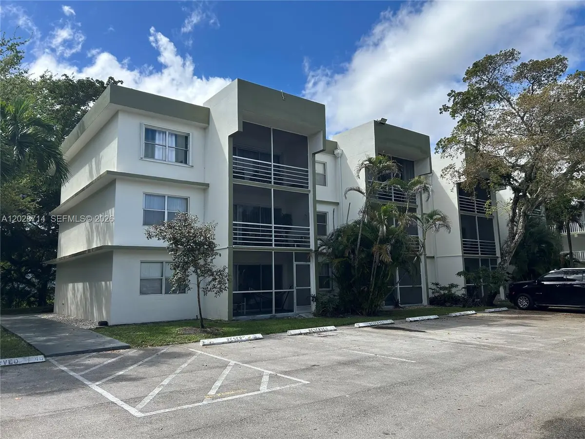 4205 N University Dr #112, Sunrise, FL 33351 - #1