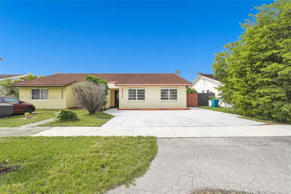 13546 SW 63rd Lane #H-W, Miami, FL 33183