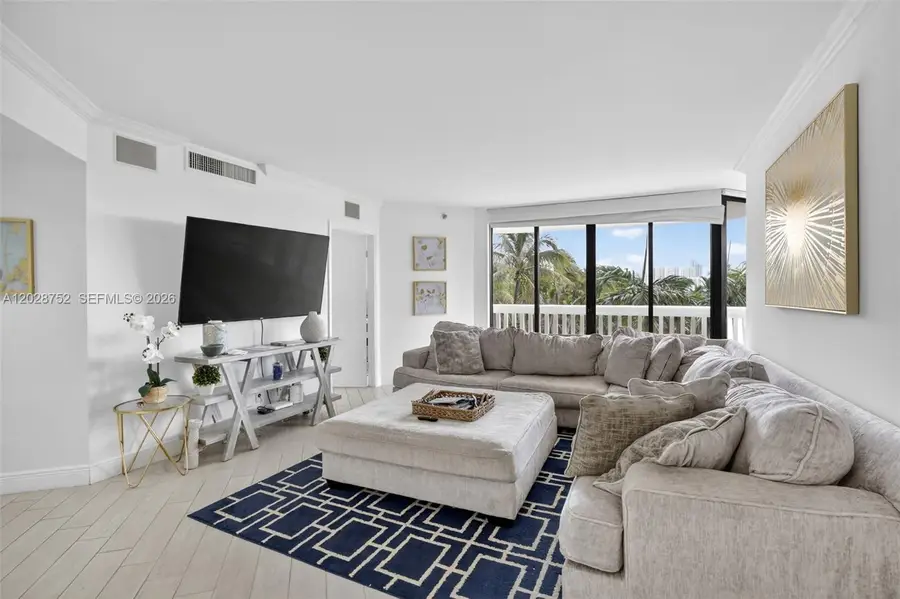 1000 Island Blvd #503, Aventura, FL 33160 - #2