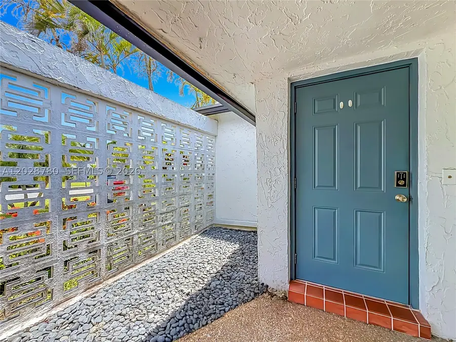 10460 NW 4th St, Plantation, FL 33324 - #3