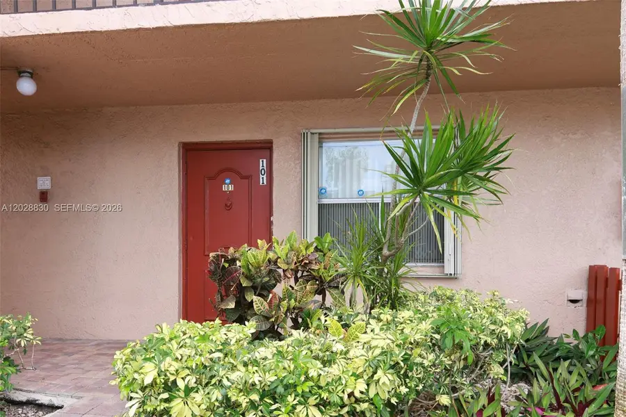 7220 Lake Cir Dr #101, Margate, FL 33063 - #3