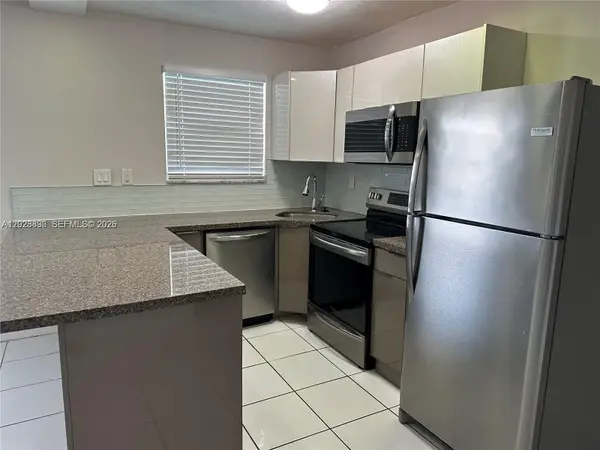 1975 NE 135th St #3E, North Miami, FL 33181