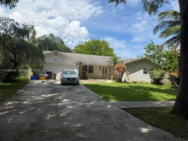 2015 Pinehurst Dr, West Palm Beach, FL 33407 - #2