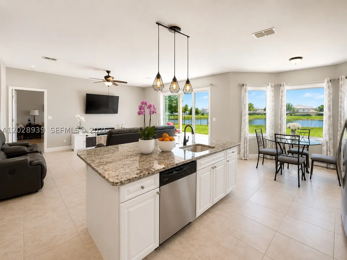 2813 Village Pine Ter, Orlando, FL 32833 - #1